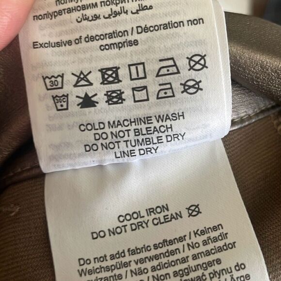 Vero Moda Eva Mid Rise Elastic Waist Coated Pant - Picture 10 of 13